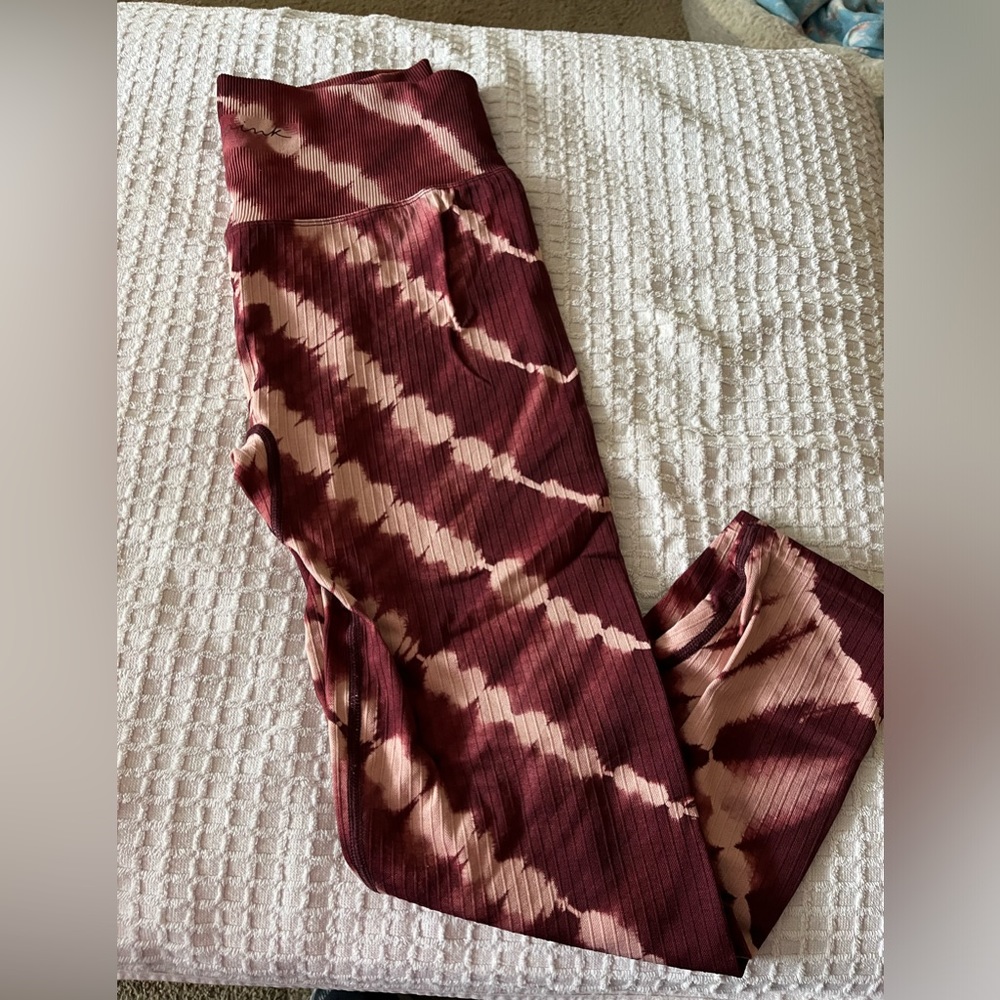 PINK Capri leggings, large